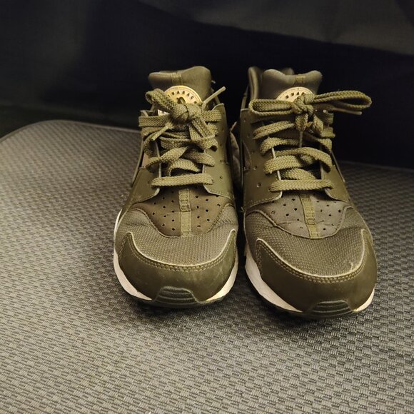 Nike Air Huarache Run Olive Size 8 - Picture 2 of 7